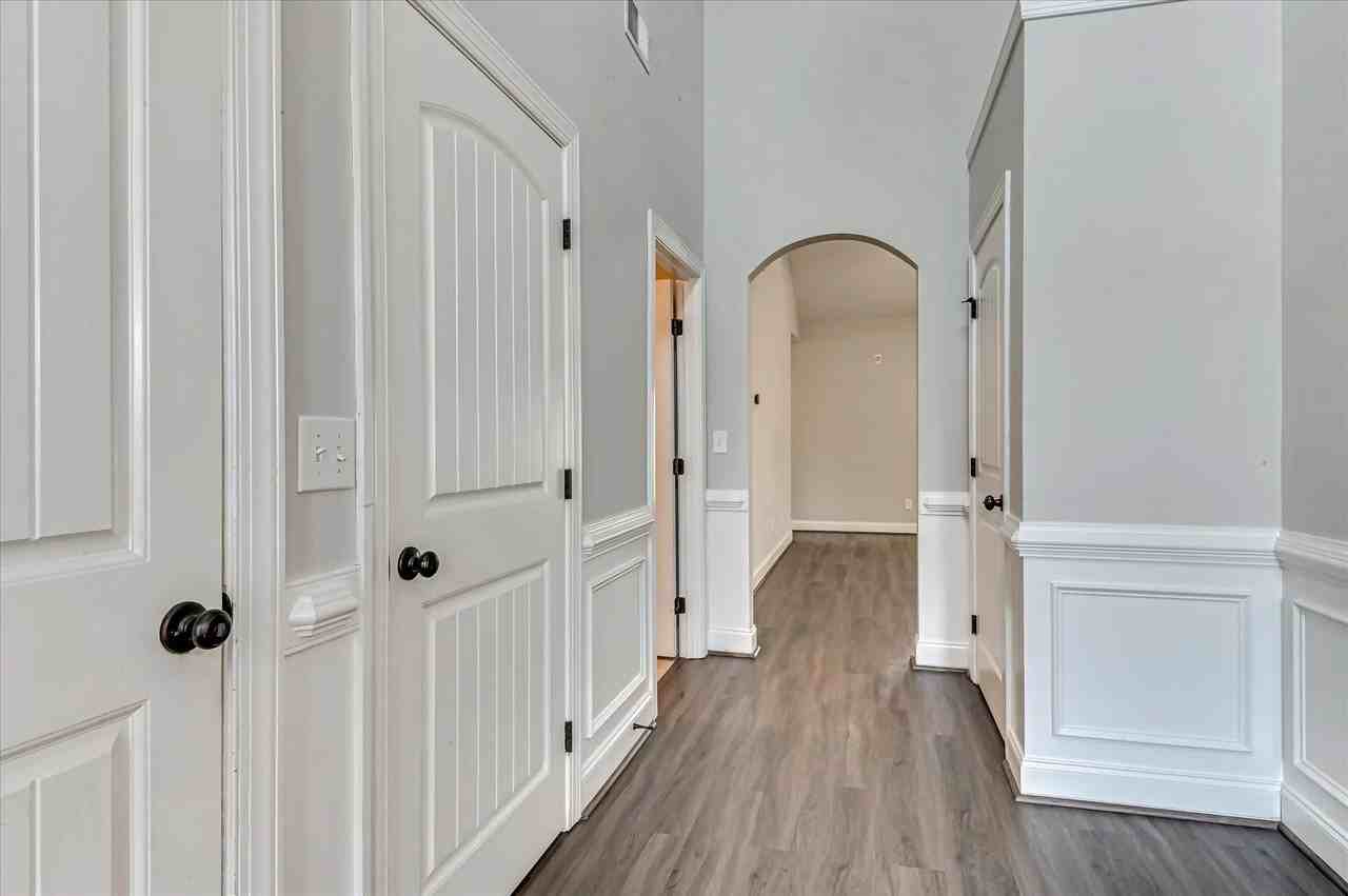 655 Shipley Ave #1 - Photo 2 of 33