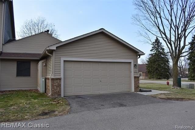 7901 Lawrence - Photo 2 of 40