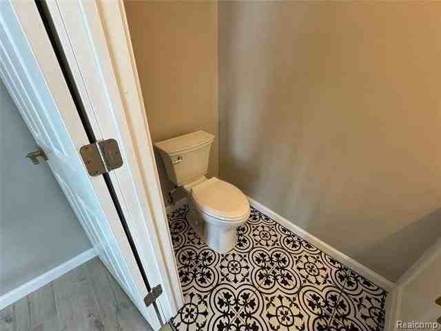 115 N Georgetown Sq #10 - Photo 5 of 18