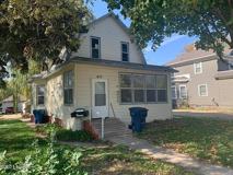 417 4th St Ne #3 - Photo 1 of 1