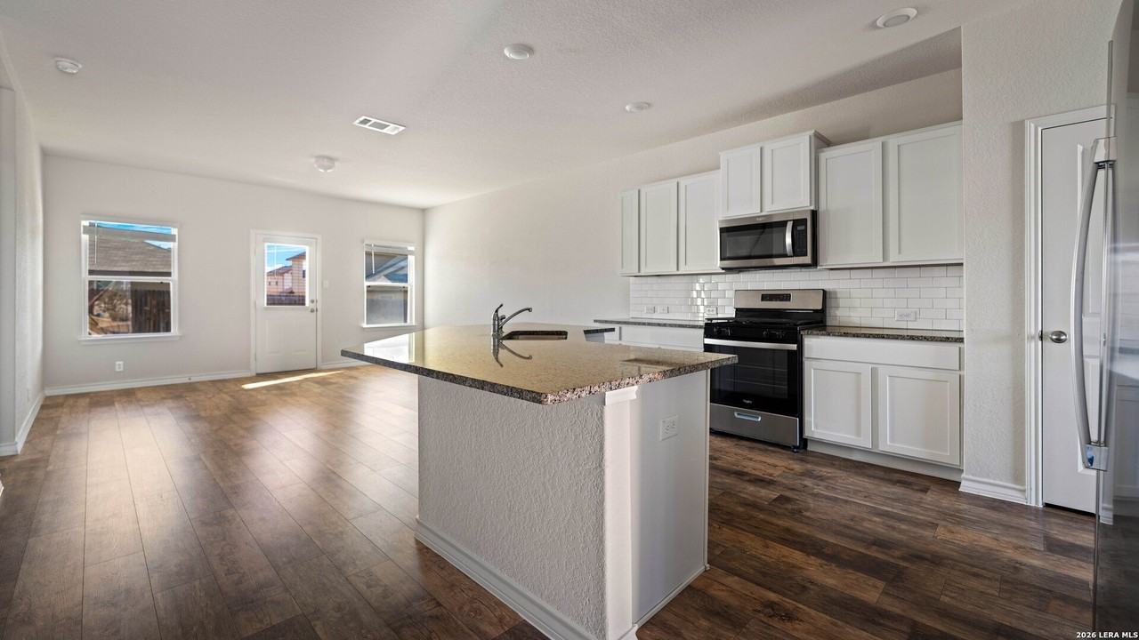 514 Diamond Shls - Photo 7 of 31