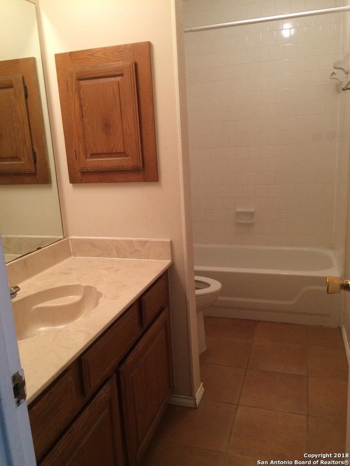 2601 Cedar Ln - Photo 3 of 11