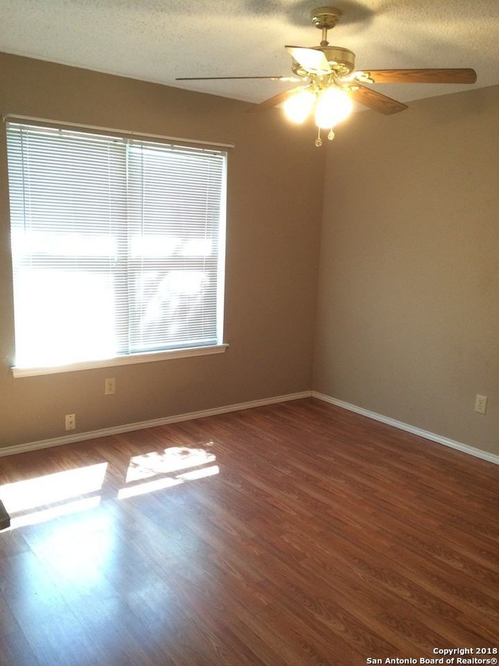 2601 Cedar Ln - Photo 5 of 11