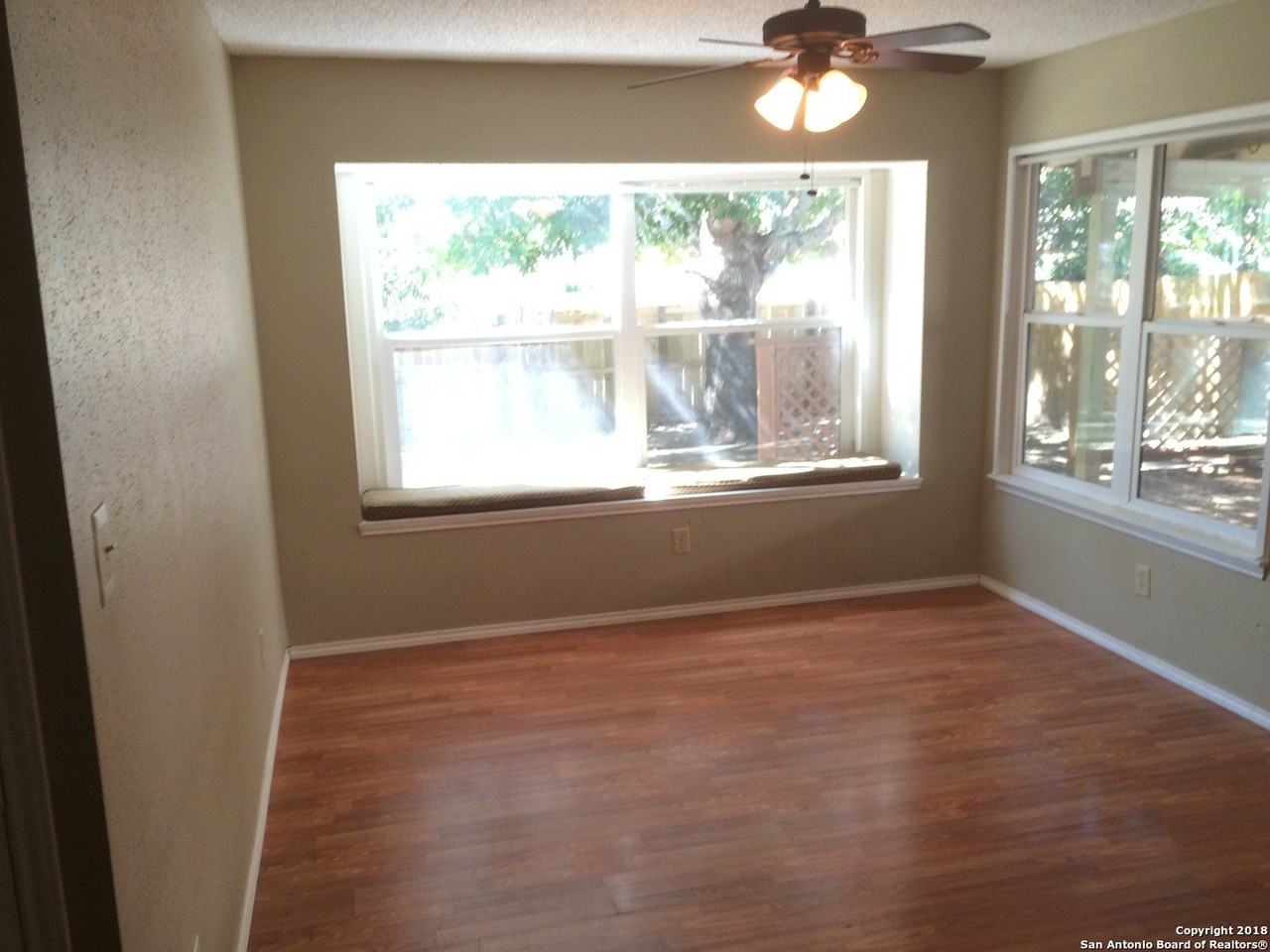 2601 Cedar Ln - Photo 7 of 11