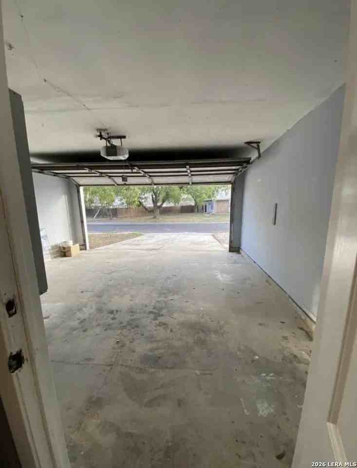 6907 Sunset Village Dr - Photo 2 of 5