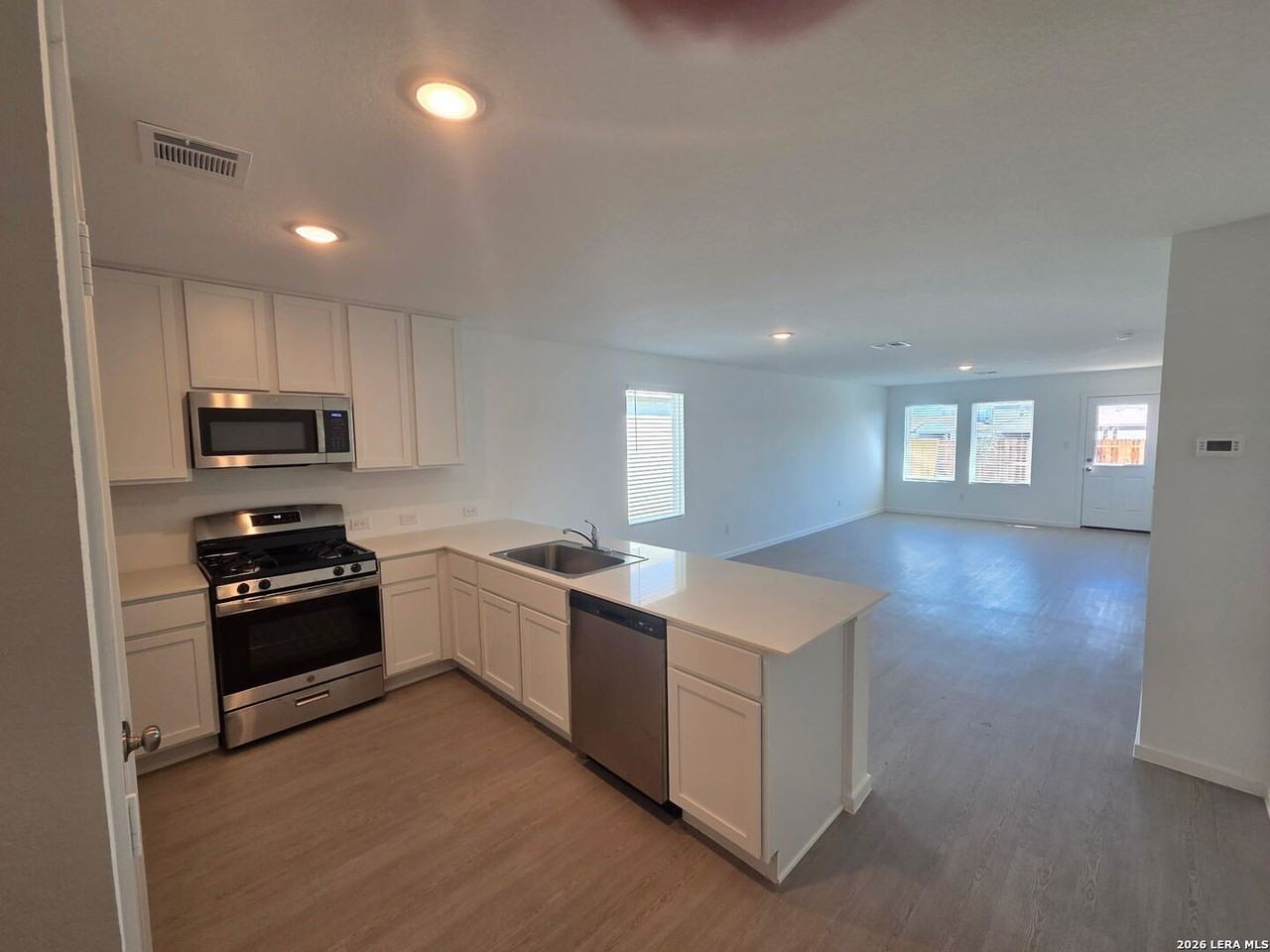 10628 Aqueduct Crk - Photo 6 of 9