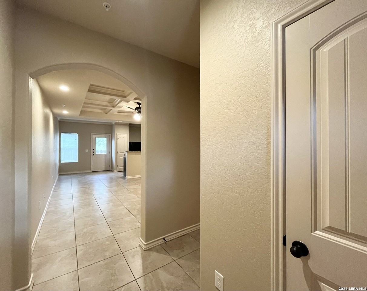 6606 Arancione Ave Unit 102 - Photo 7 of 37