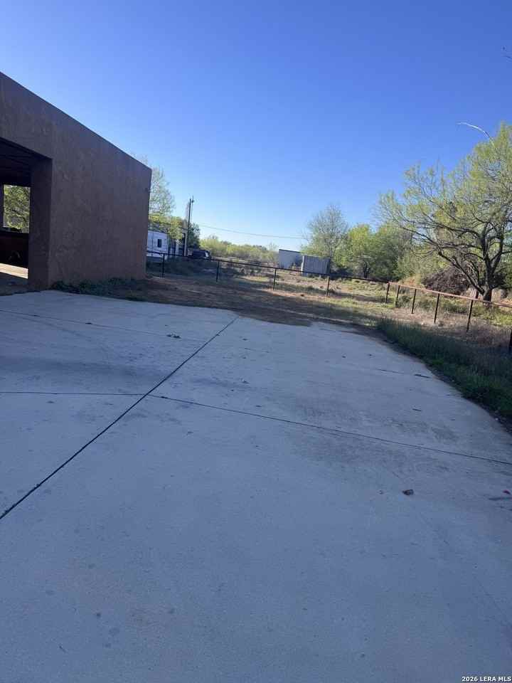 727 County Road 2000 - Photo 2 of 17