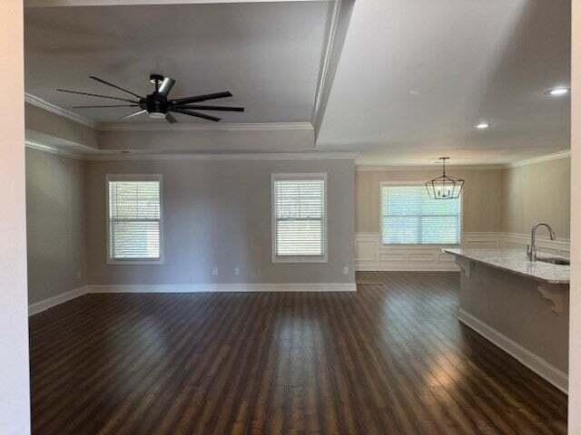 1215 Seagrove Dr - Photo 7 of 29