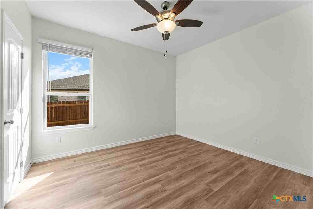 1114 Zora Dr Unit B - Photo 7 of 13