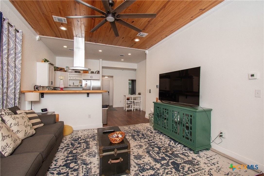 235 Belmont - Photo 3 of 22