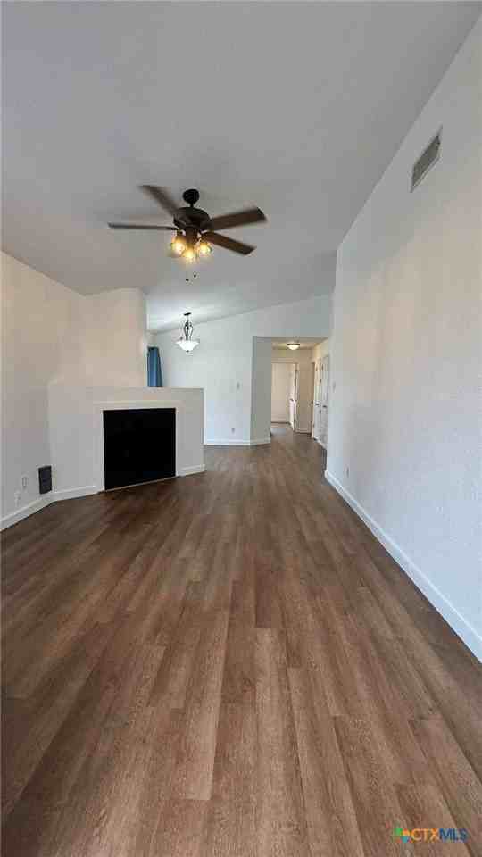 2207 Purser Dr - Photo 3 of 35