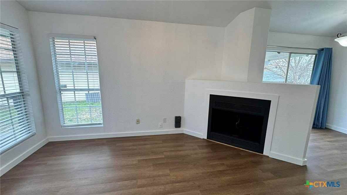 2207 Purser Dr - Photo 5 of 35