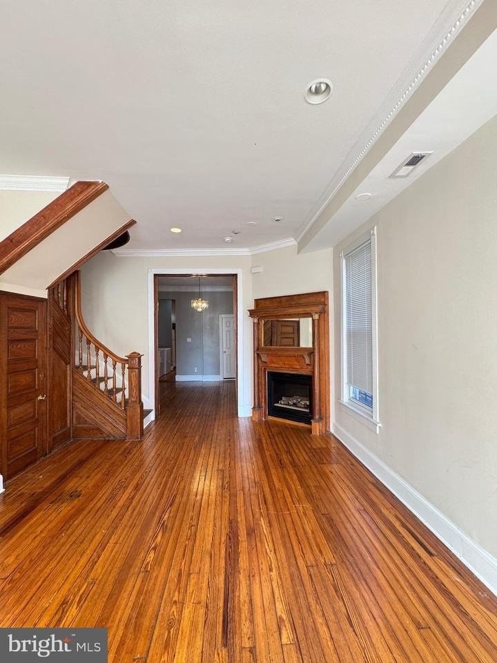 15 Seaton Pl Nw Unit 1 #1 - Photo 6 of 50