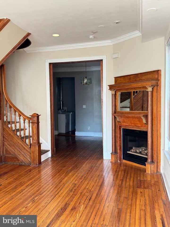 15 Seaton Pl Nw Unit 1 #1 - Photo 7 of 50