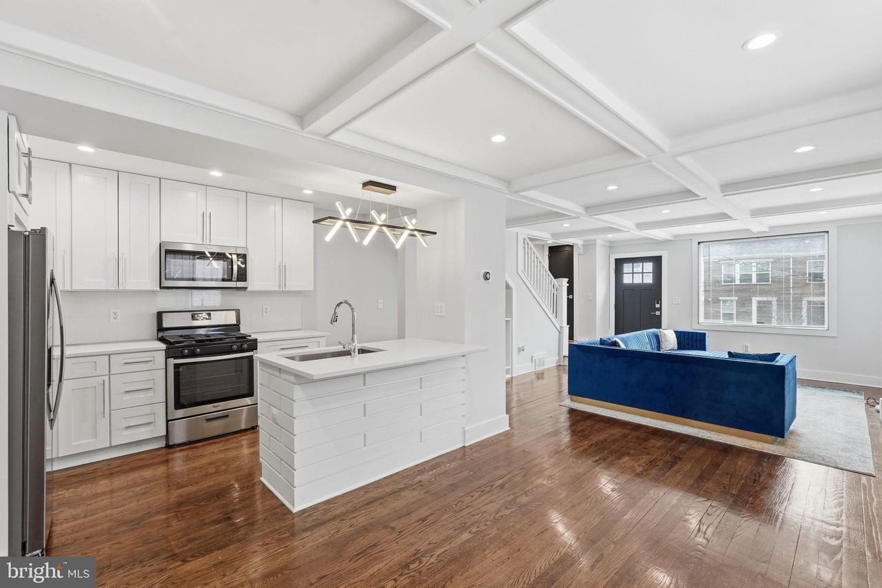 1204 Trenton Pl Se - Photo 6 of 34