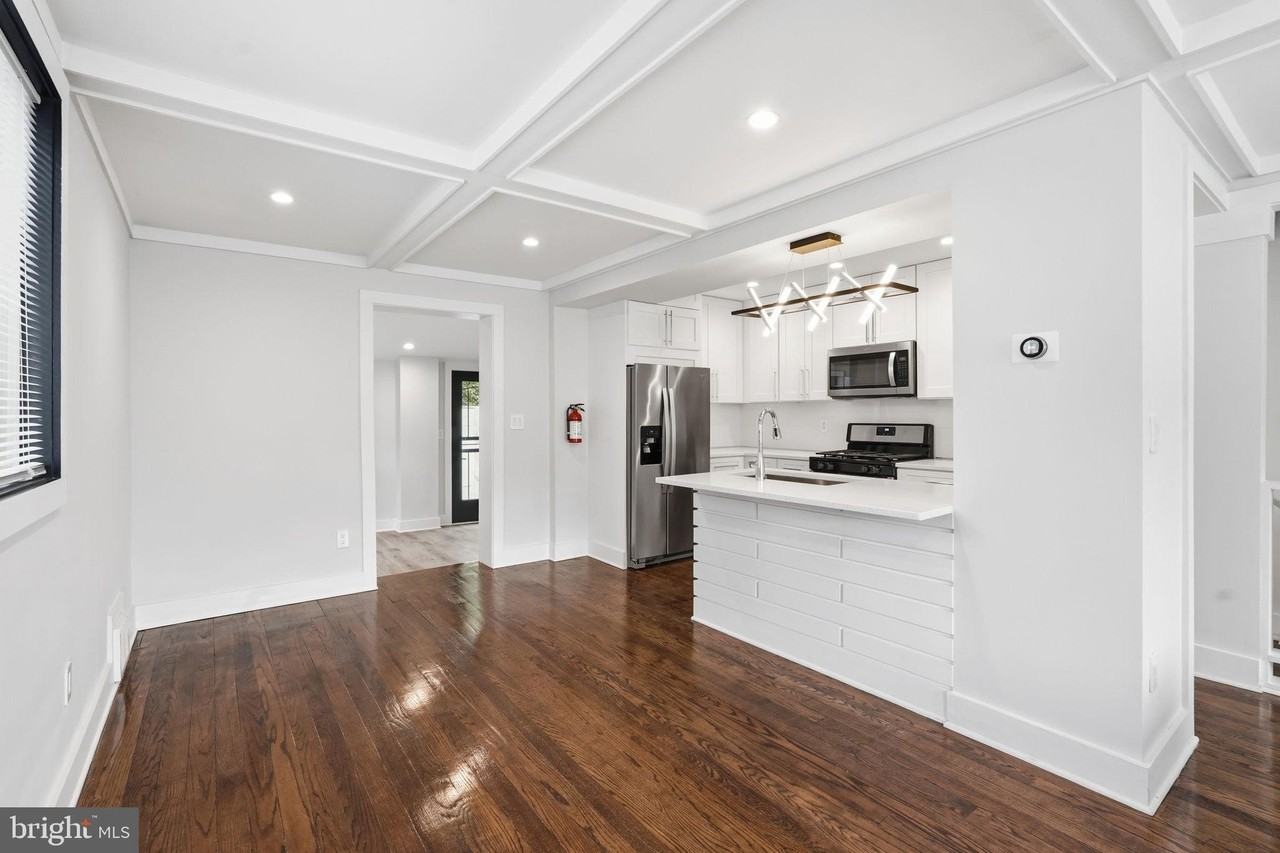 1204 Trenton Pl Se - Photo 7 of 34