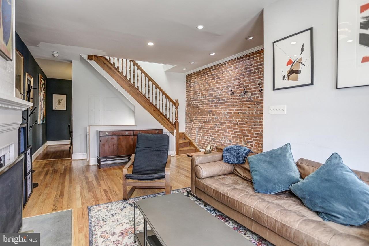 604 Tennessee Ave Ne - Photo 3 of 33