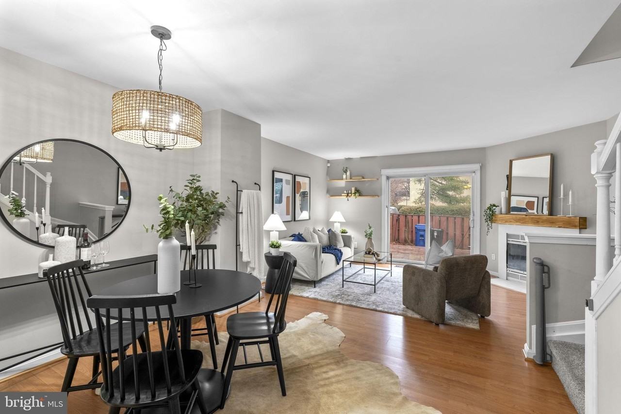 1305 S Potomac St - Photo 7 of 29