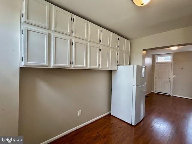 923 Mchenry St - Photo 7 of 9