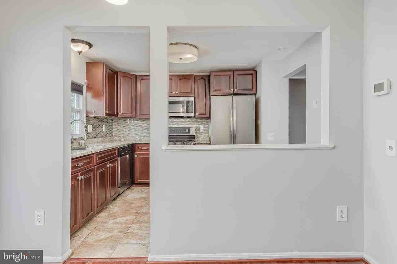 1847 Dulaney Ct - Photo 7 of 23