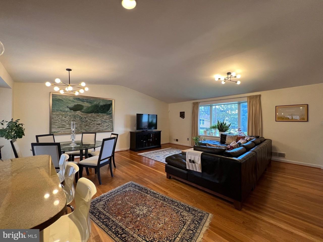 6310 Carnegie Dr - Photo 2 of 23