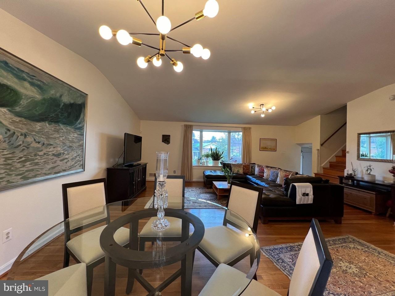 6310 Carnegie Dr - Photo 7 of 23