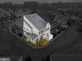 featured image of 2106 Lexington Mews