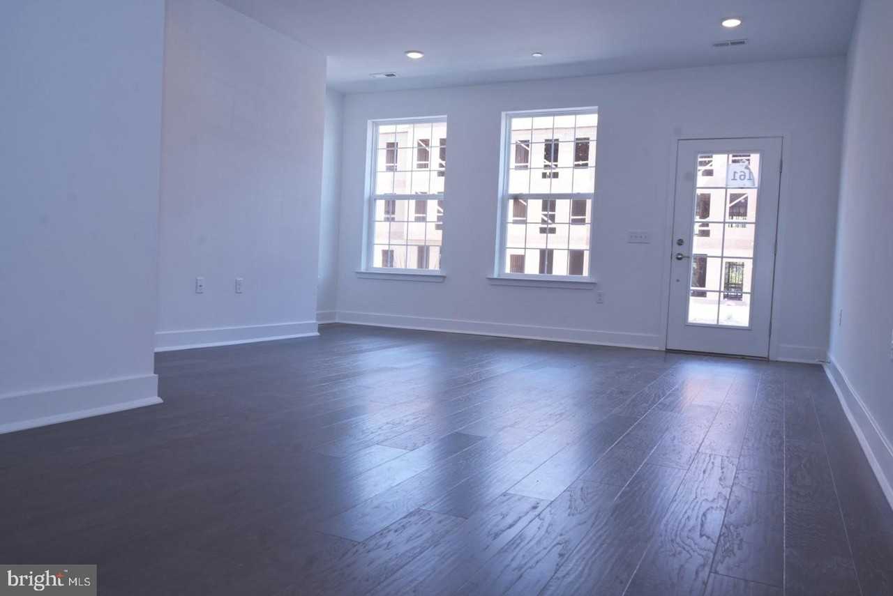 141 Stoutsburg Blvd - Photo 6 of 39