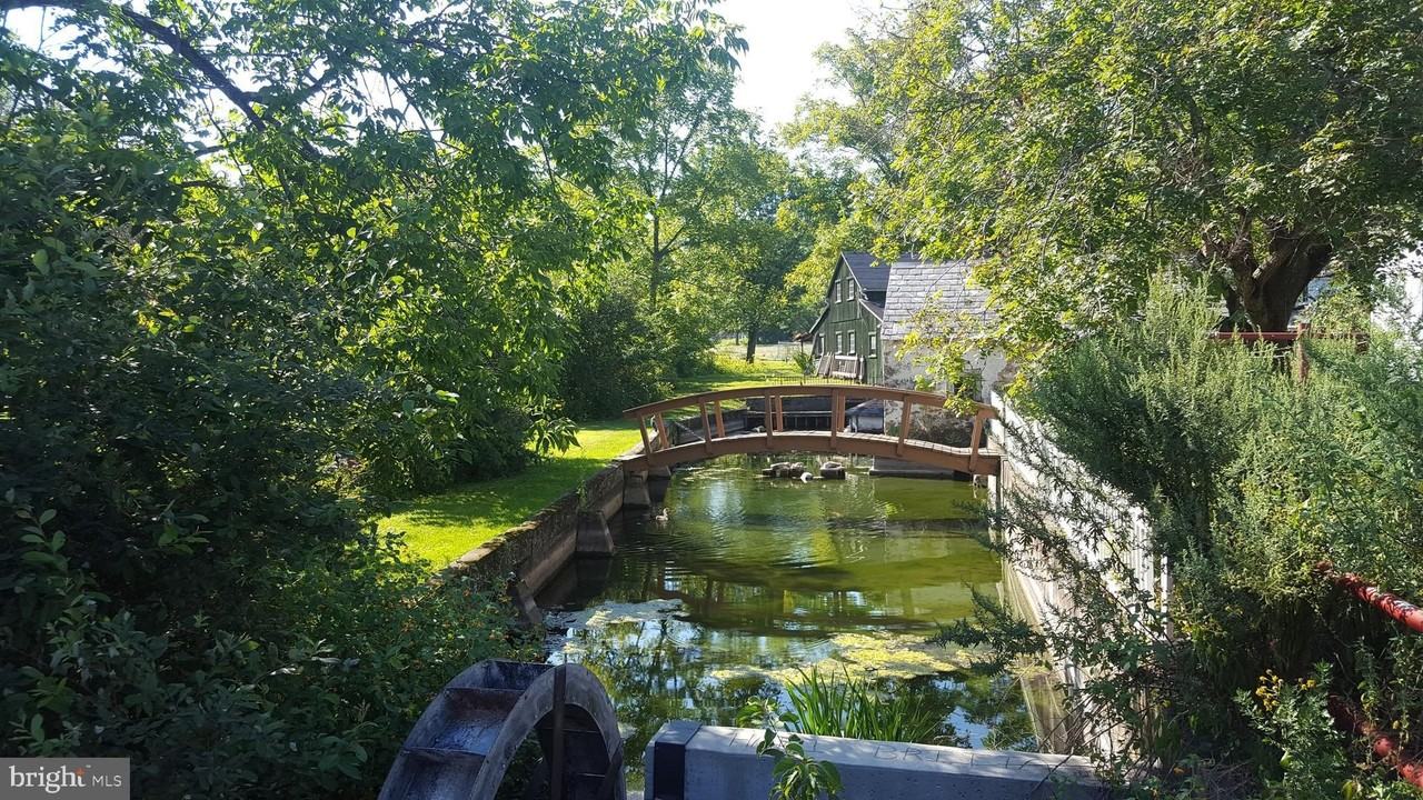 2902 LOWER SAUCON Road unit: 1 - Photo 5 of 18