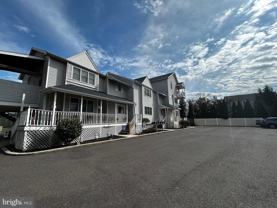 480 E Main St Apt 3 #3 - Photo 1 of 1