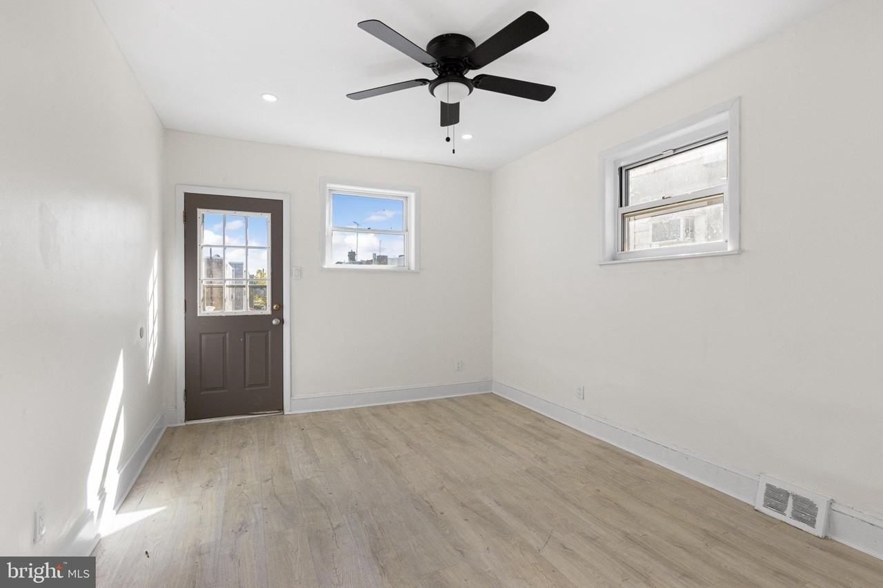 1807 S 9th St #2 - Photo 2 of 16