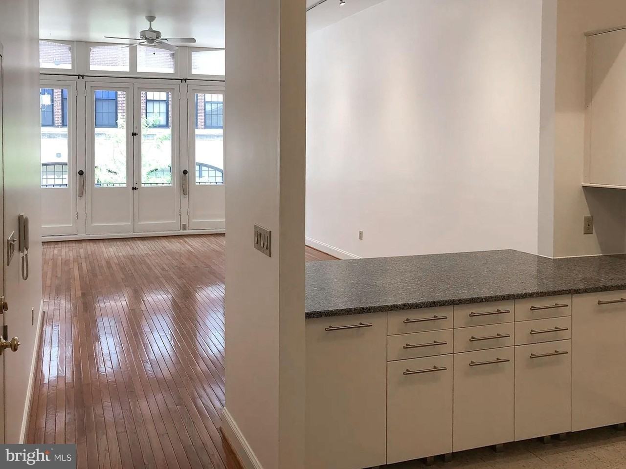 261 N 3rd St Fl 2 - Photo 2 of 17