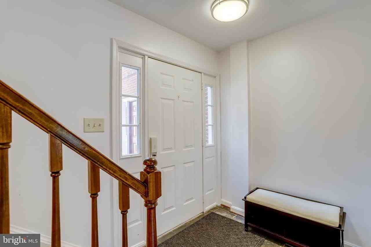 514 S Veitch St - Photo 2 of 25