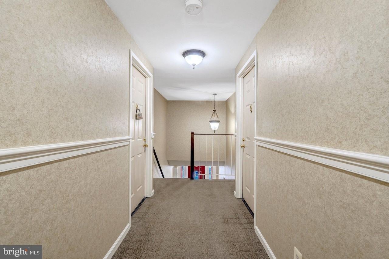 5806 Cove Landing Rd Apt 304 - Photo 4 of 33