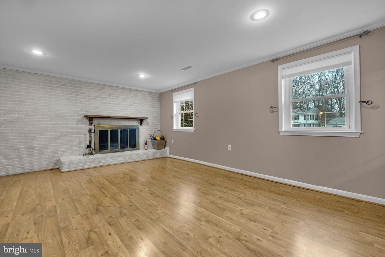 4702 Declaration Ct - Photo 3 of 50