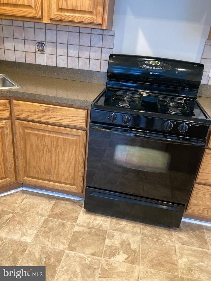 6142 Joust Ln - Photo 3 of 19