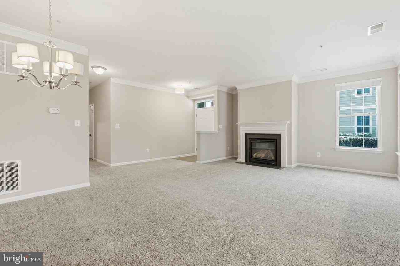 44025 Vaira Ter - Photo 6 of 37