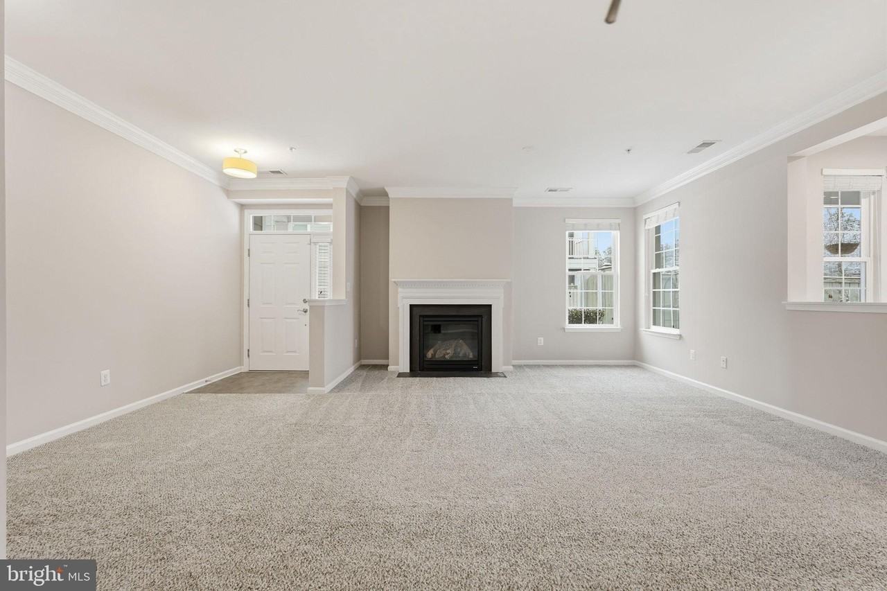 44025 Vaira Ter - Photo 7 of 37