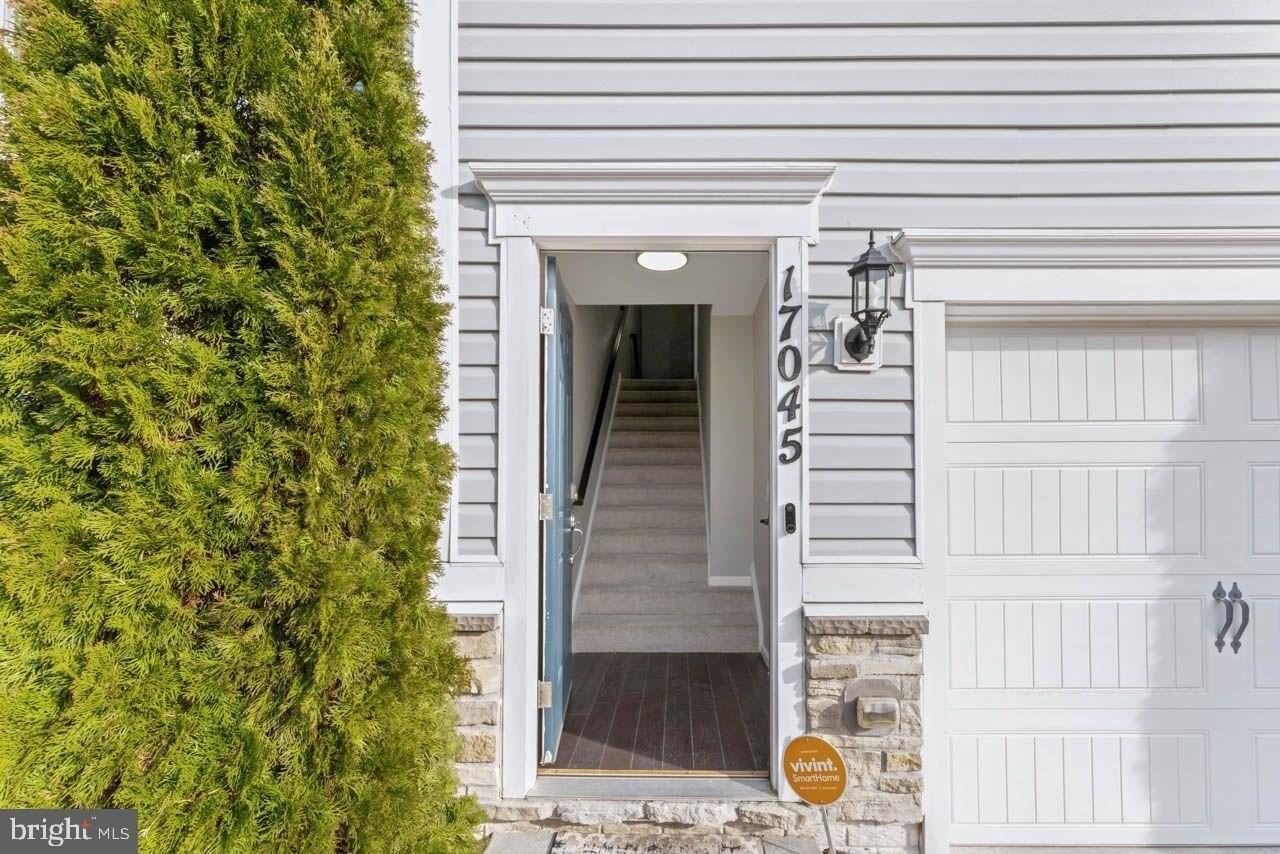 17045 GIBSON Road - Photo 5 of 32