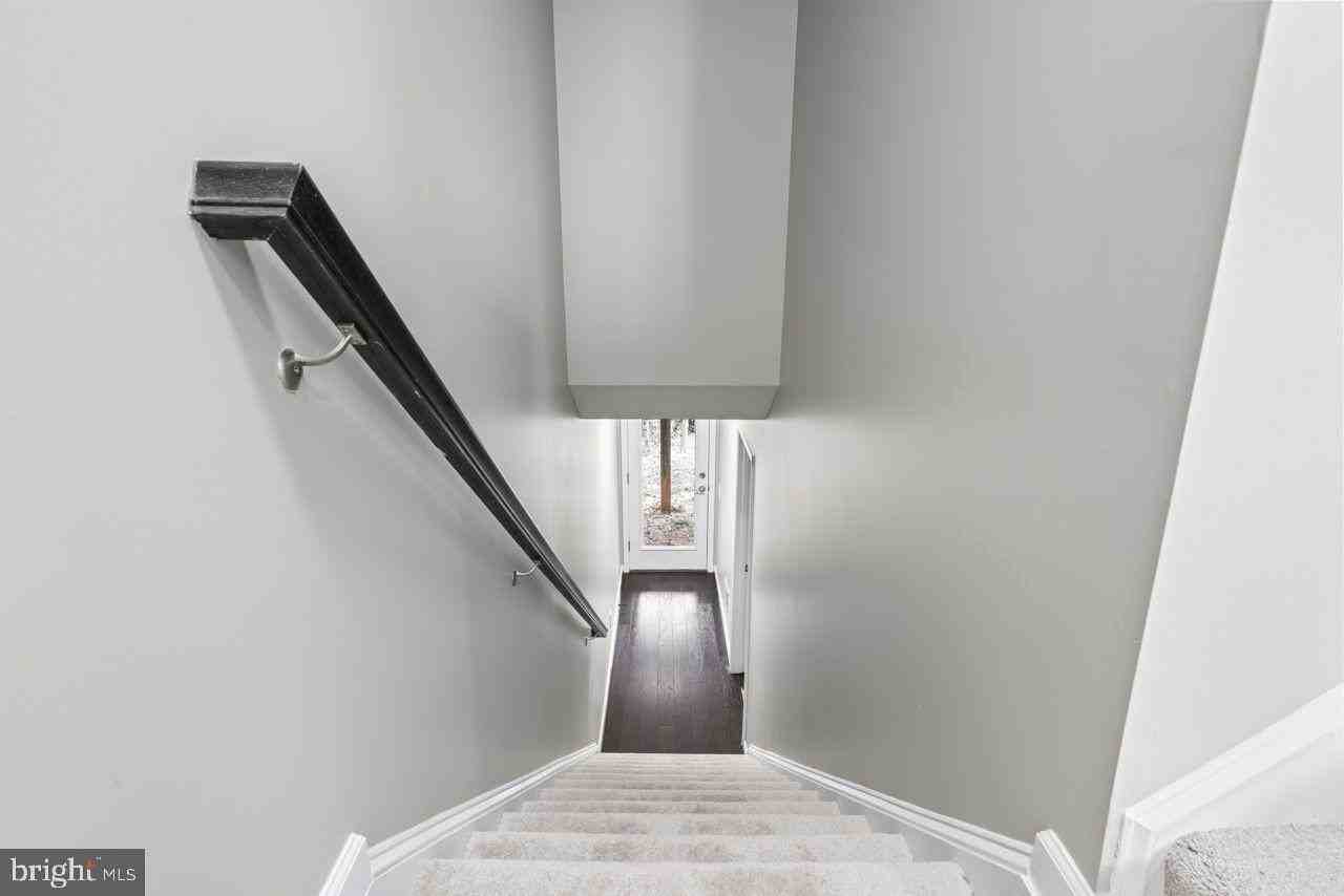 17045 GIBSON Road - Photo 6 of 32