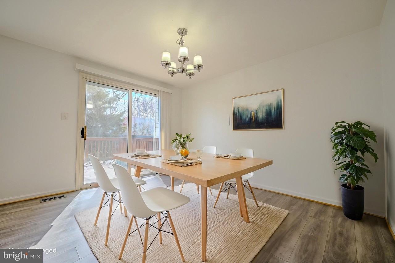 12921 Freestone Ct - Photo 6 of 30