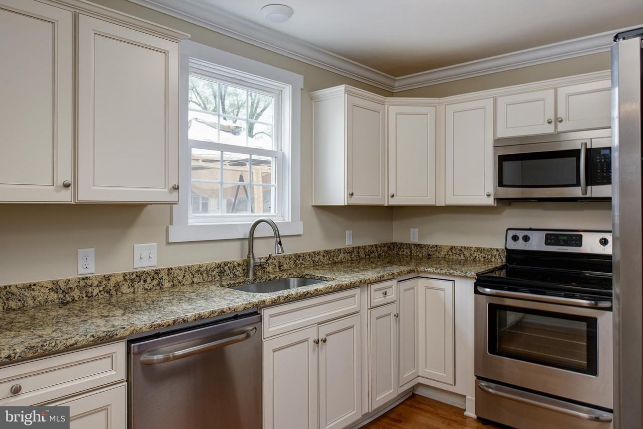 507 National Ave - Photo 4 of 16