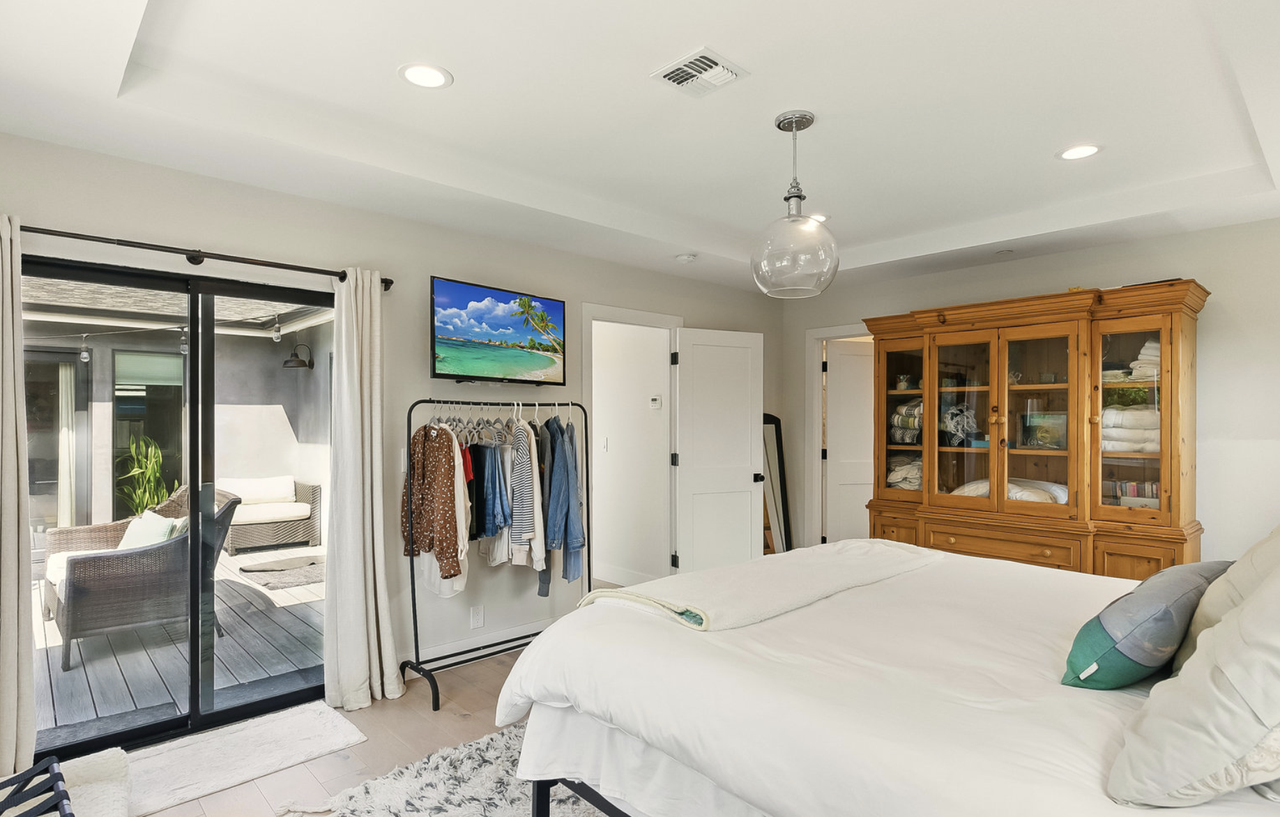 301 25th Avenue - Photo 3 of 7