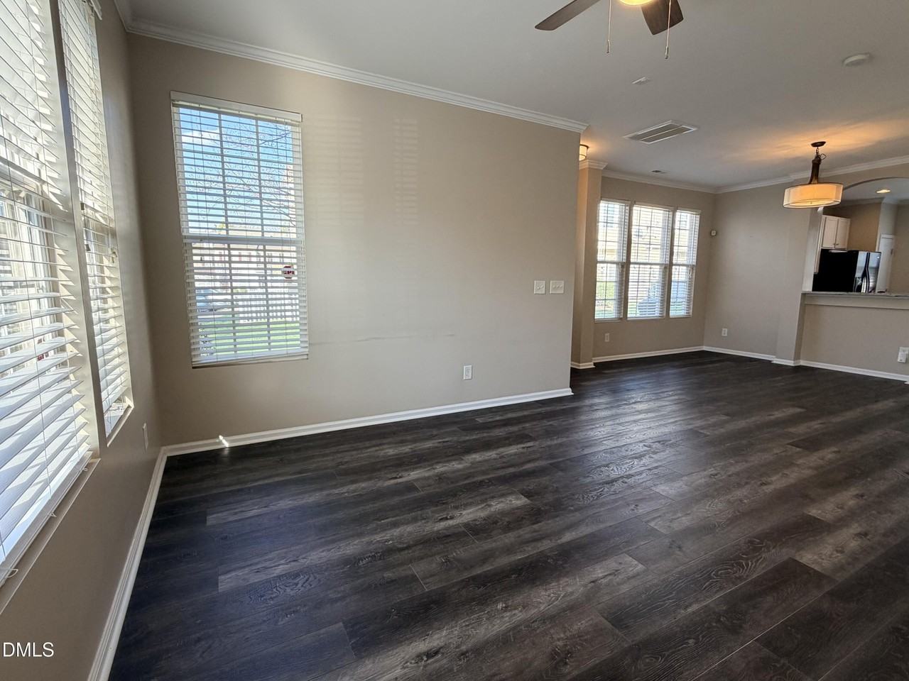 651 Cupola Dr - Photo 5 of 37