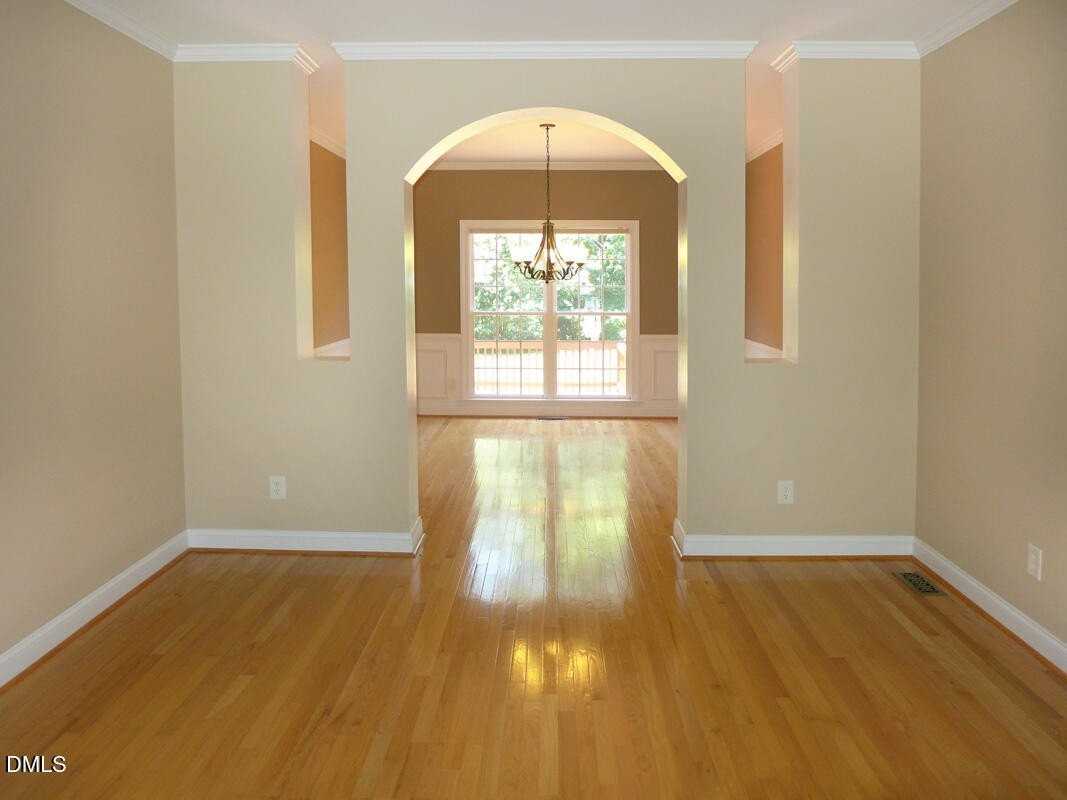 4217 Peachway Dr - Photo 4 of 32