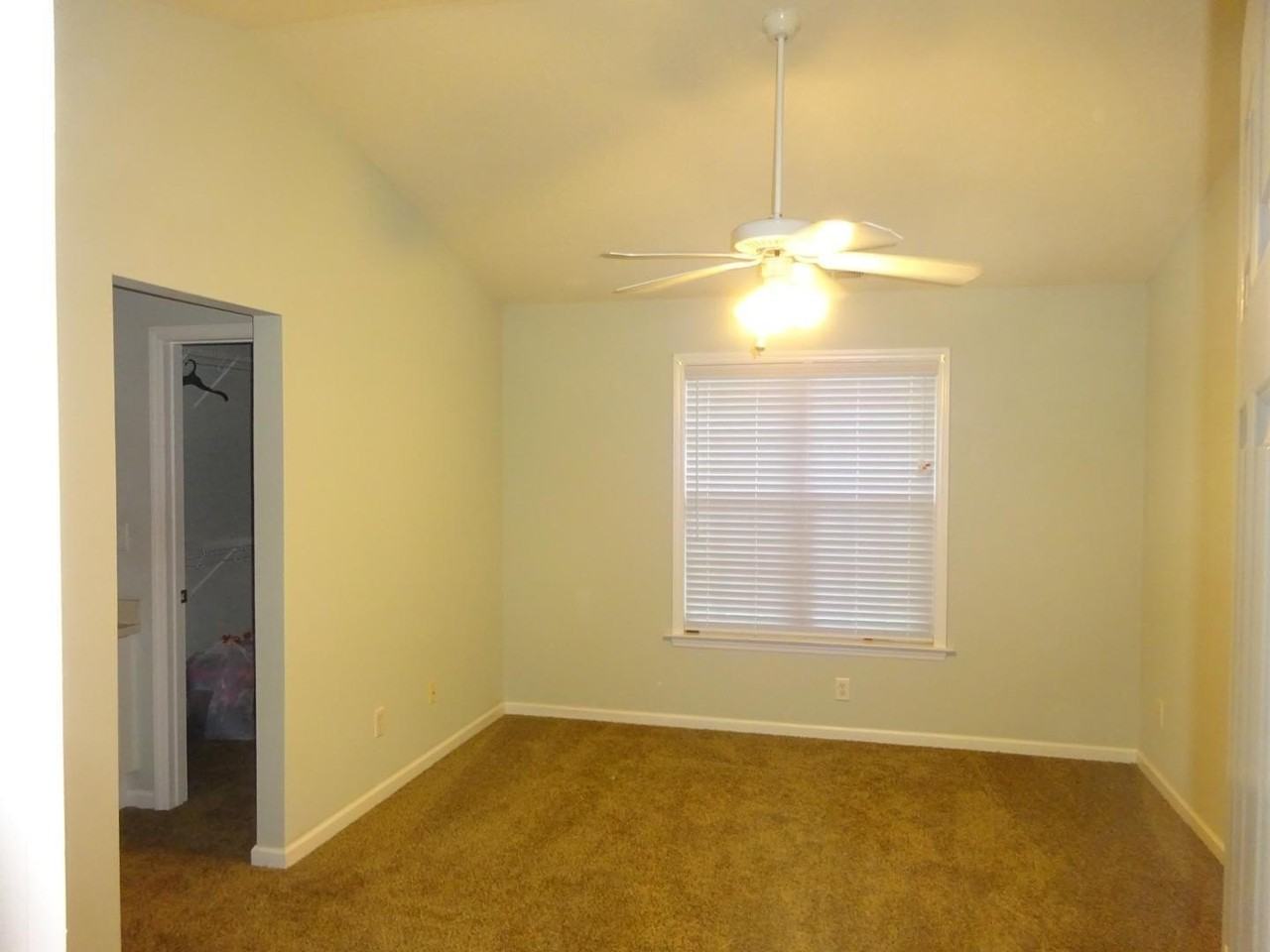 124 Woodson Dr - Photo 7 of 12