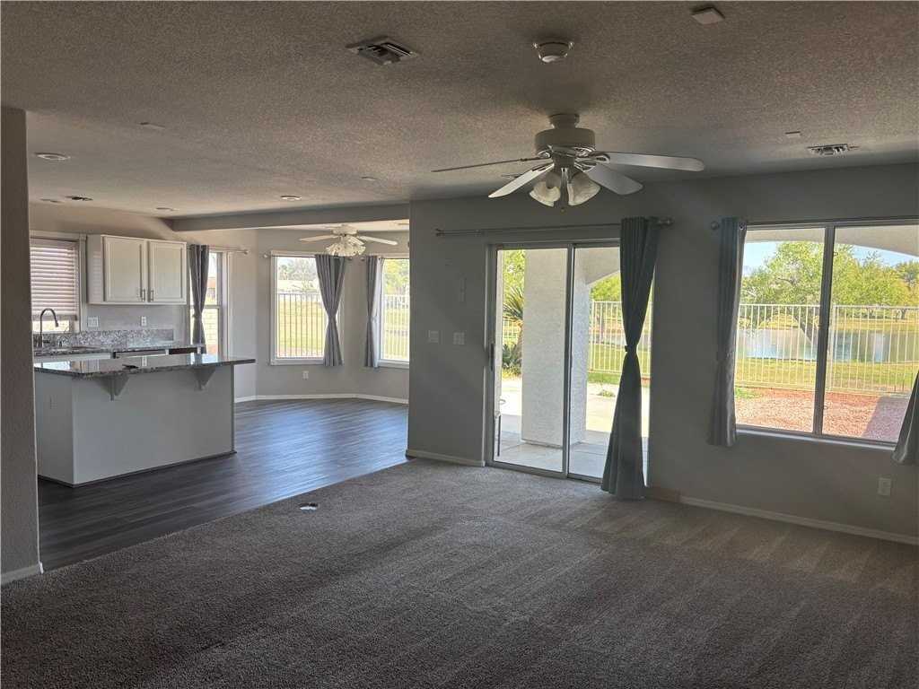 2838 Camino Del Rio - Photo 5 of 20