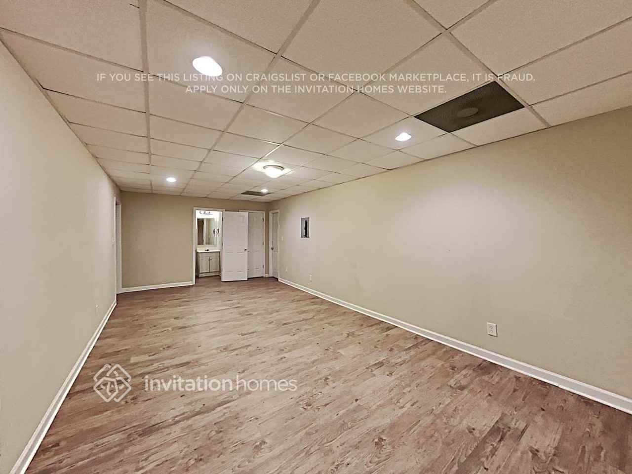 7026 Coatsworth Dr - Photo 7 of 26