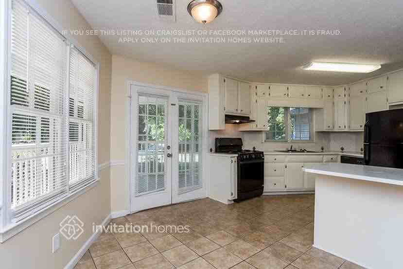 2449 Windridge Dr Ne - Photo 6 of 15